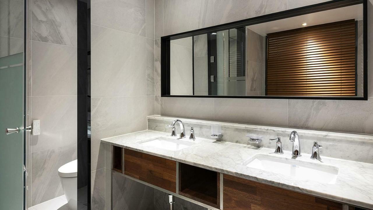 Brown-Dot Hotel Shinho Пусан Екстериор снимка