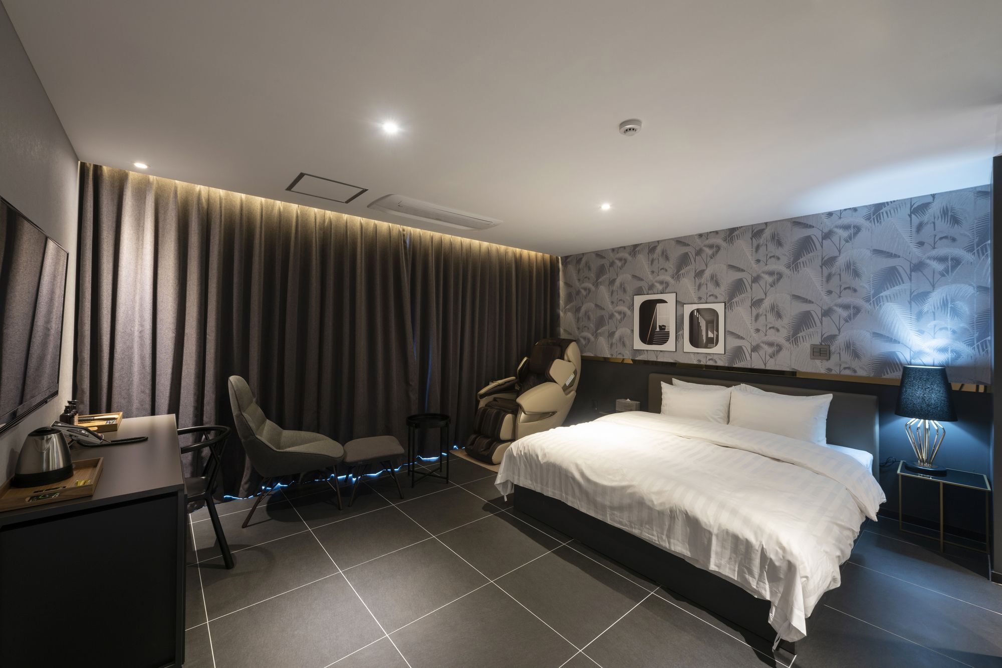 Brown-Dot Hotel Shinho Пусан Екстериор снимка