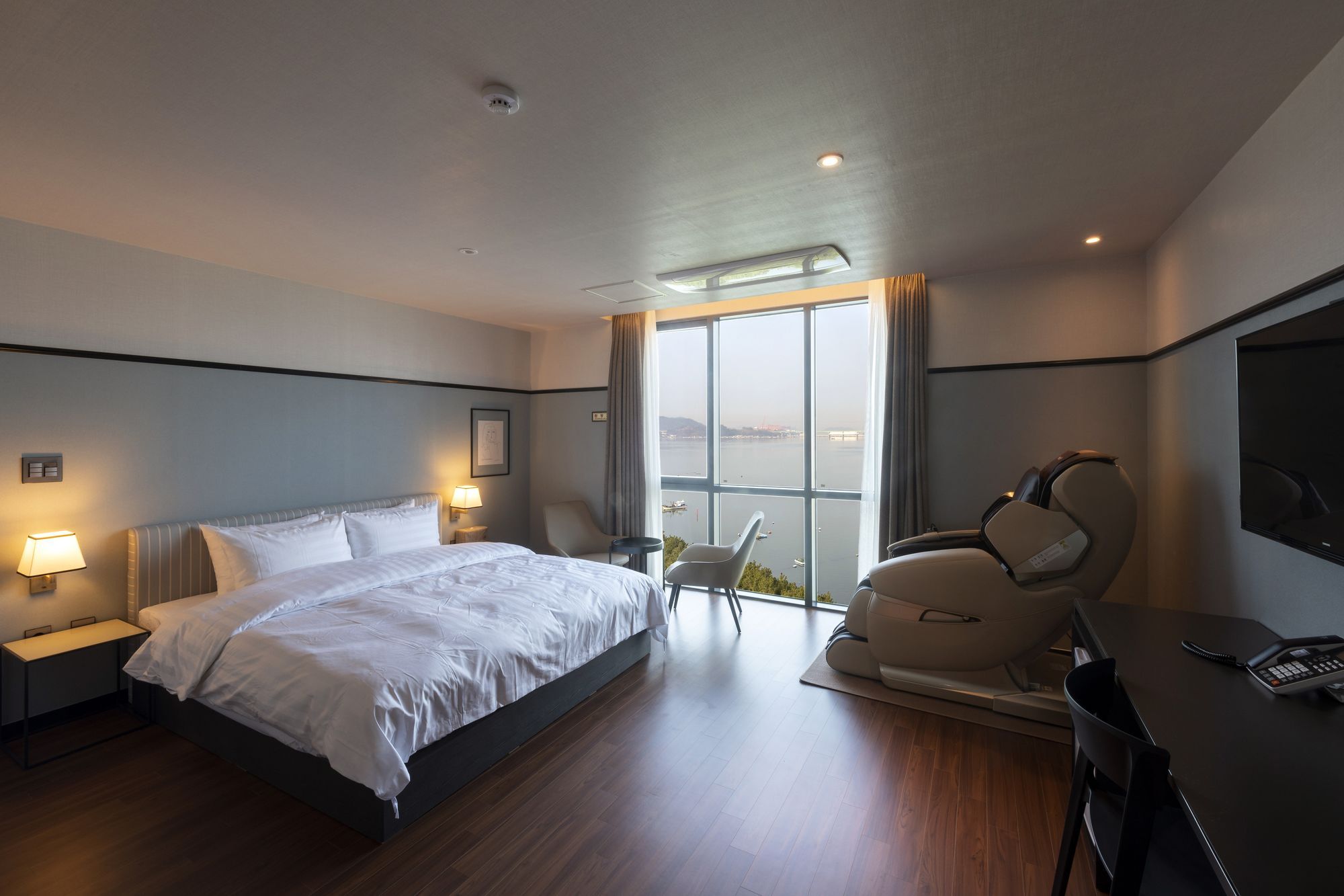 Brown-Dot Hotel Shinho Пусан Екстериор снимка
