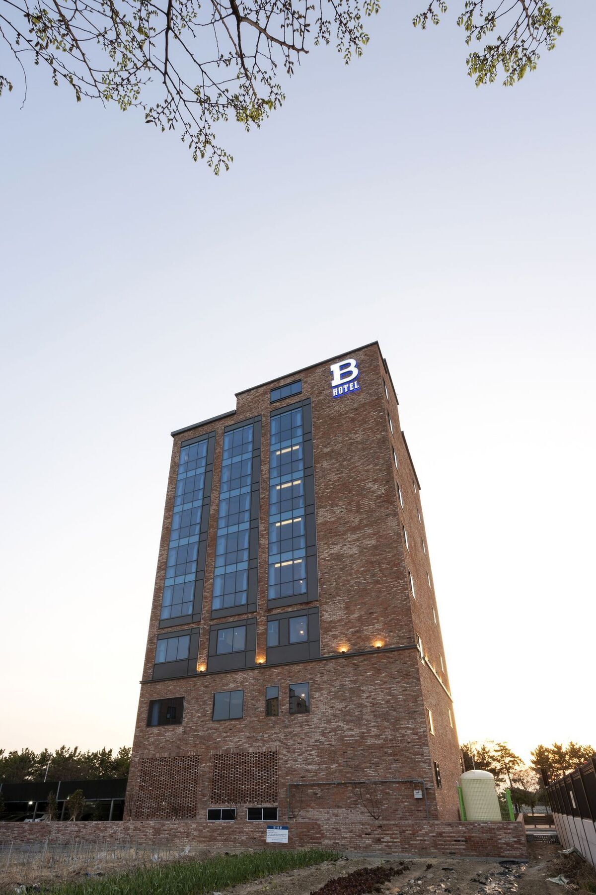Brown-Dot Hotel Shinho Пусан Екстериор снимка
